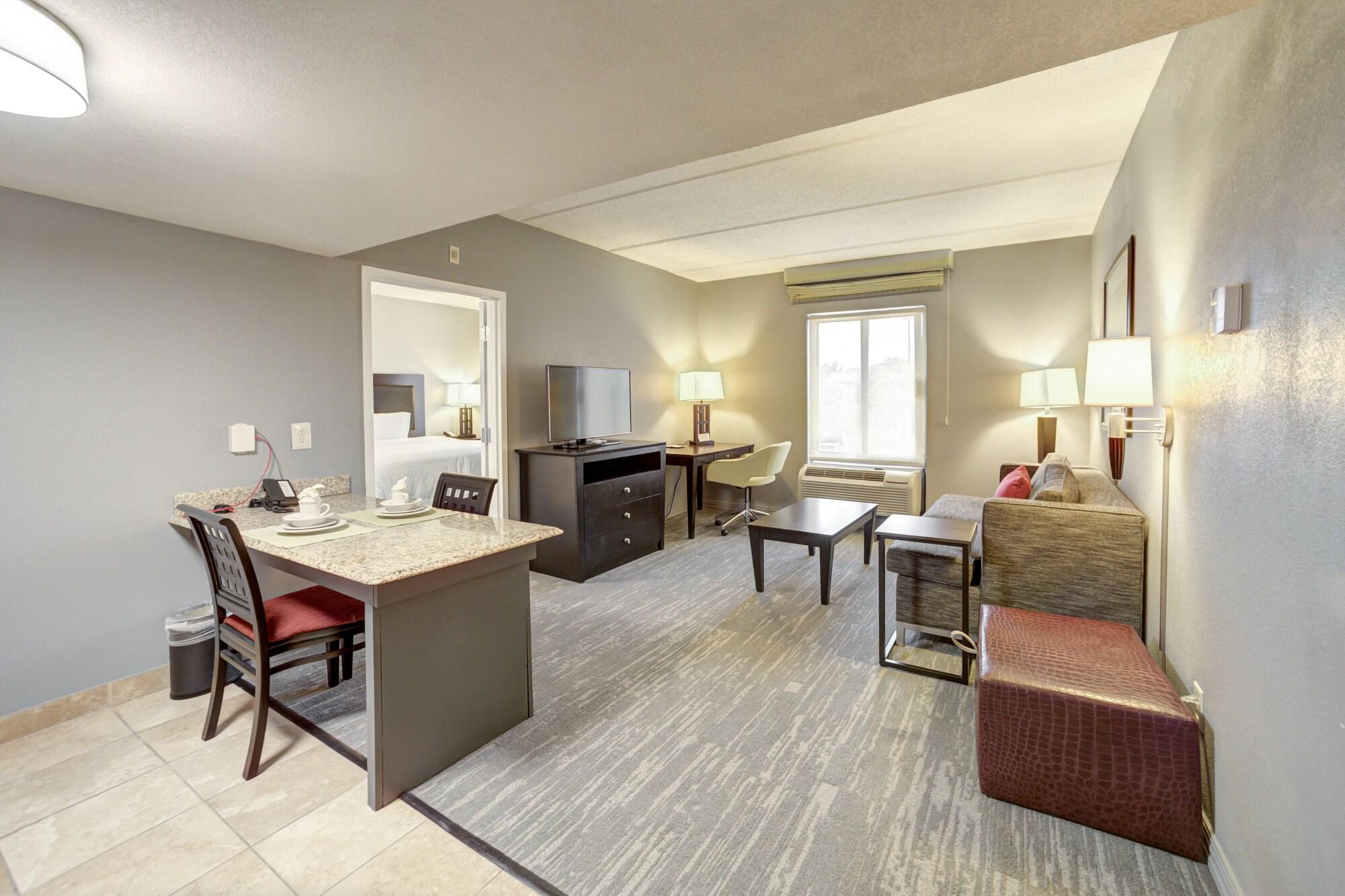 Hampton Inn And Suites Houston Clear Lake Nasa Webster Exterior foto